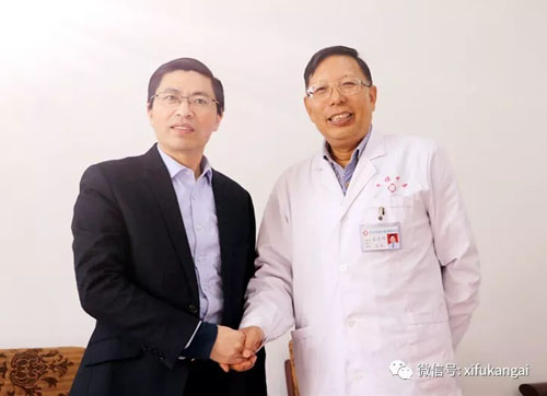中国民族医药学会科普分会常务副秘书长赵伟莅临我院
