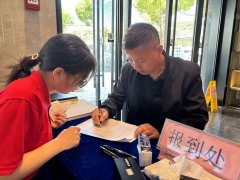 脑瘤17年，今年马上家里就要添丁，“要当爷爷了！”