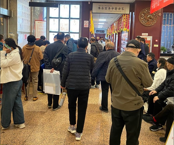 脑瘤患者 “可以工作了，注意别劳累、别生气”