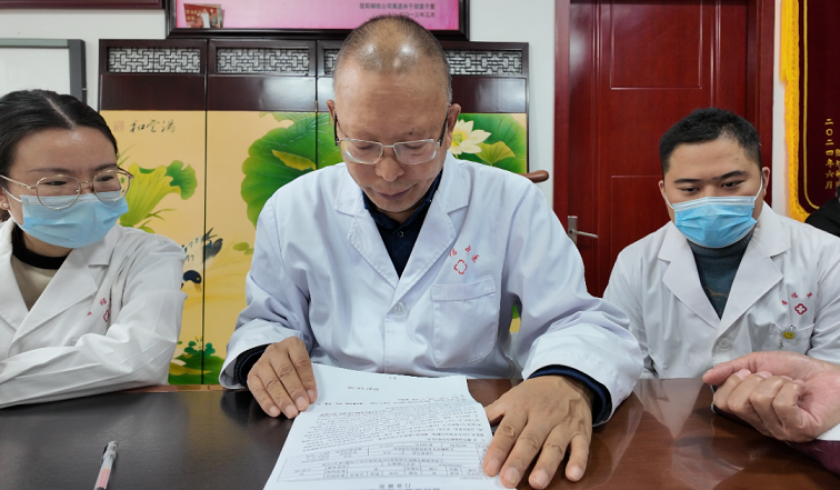 贵州到郑州，1500多公里，只为见上一面救她命的大夫！