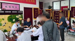 2个月不到就没法吃饭了，病情怎么发展这么快呢？