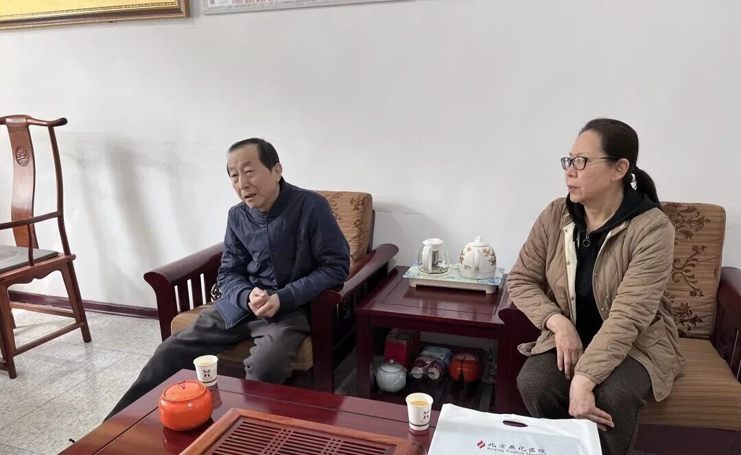 7年膀胱癌，60多岁在家带孙子，还能开车从北京来复诊！